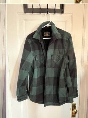 Freedom Foundry flannel (size men's L)